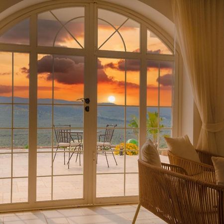 Bed and Breakfast La Posta Del Guardiano Вьесте Экстерьер фото